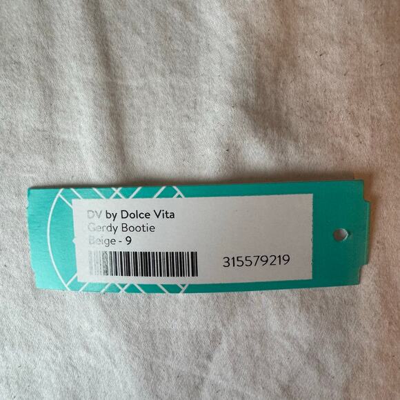 New DV by Dolce Vita Gerdy Bootie Beige Women's 9 Perforated Pull On Chelsea - Picture 7 of 7